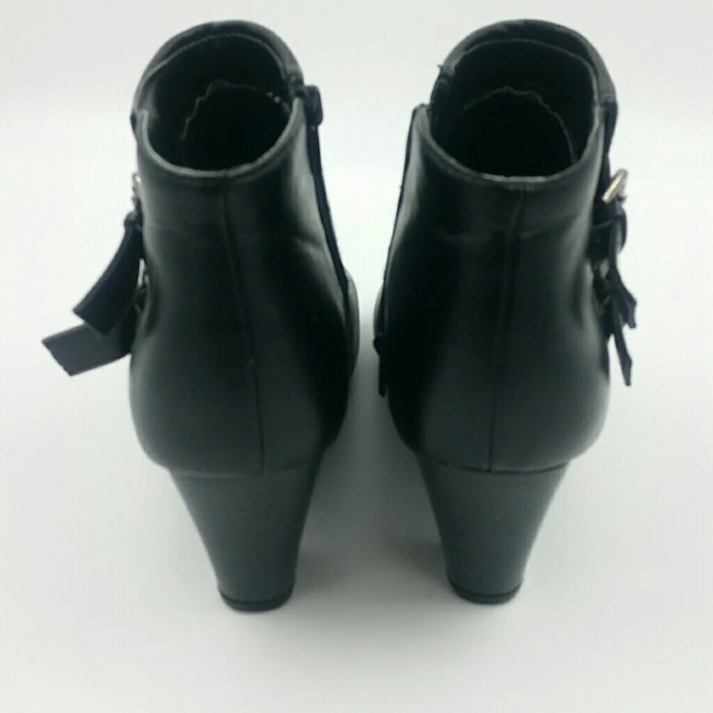 Burnett Heeled Black Booty - Picture 4 of 7